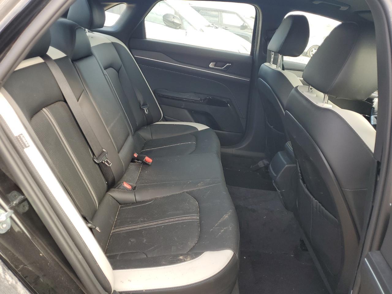 2025 KIA K5