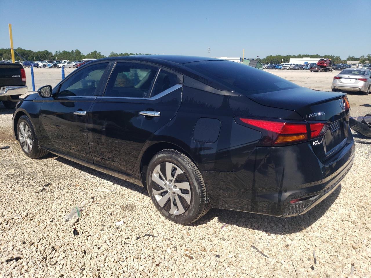 2022 NISSAN ALTIMA