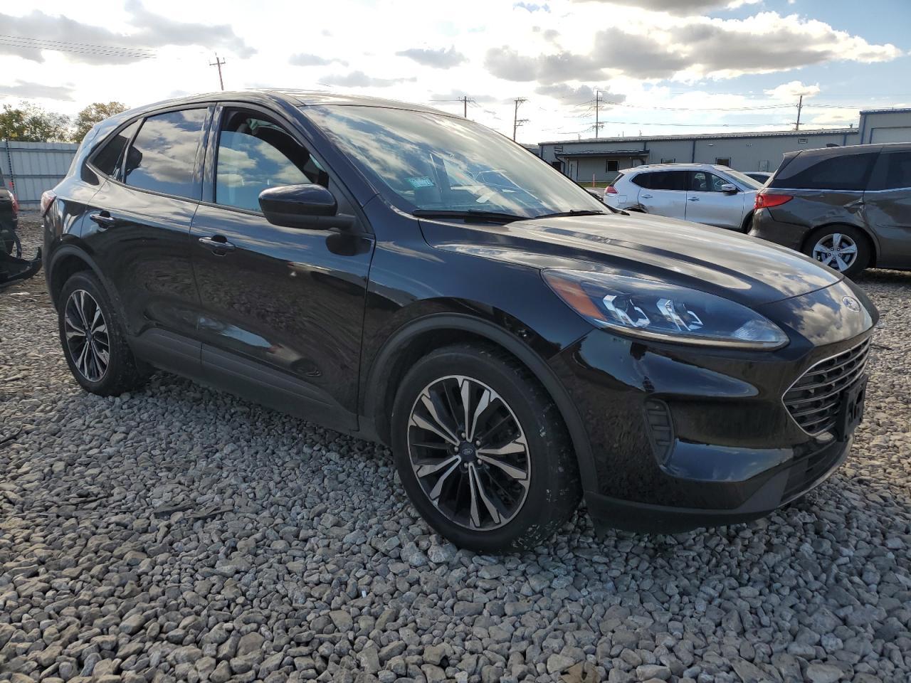 2021 FORD ESCAPE