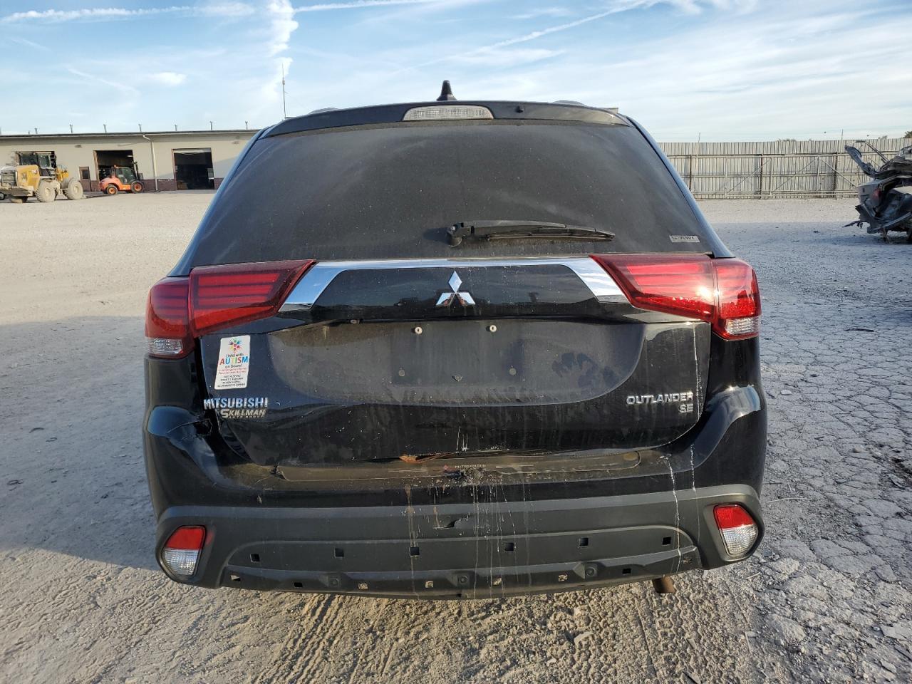 2019 MITSUBISHI outlander