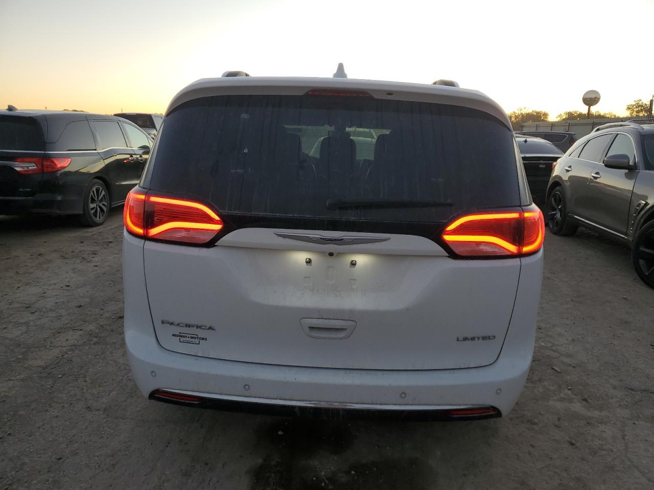 2020 CHRYSLER Pacifica