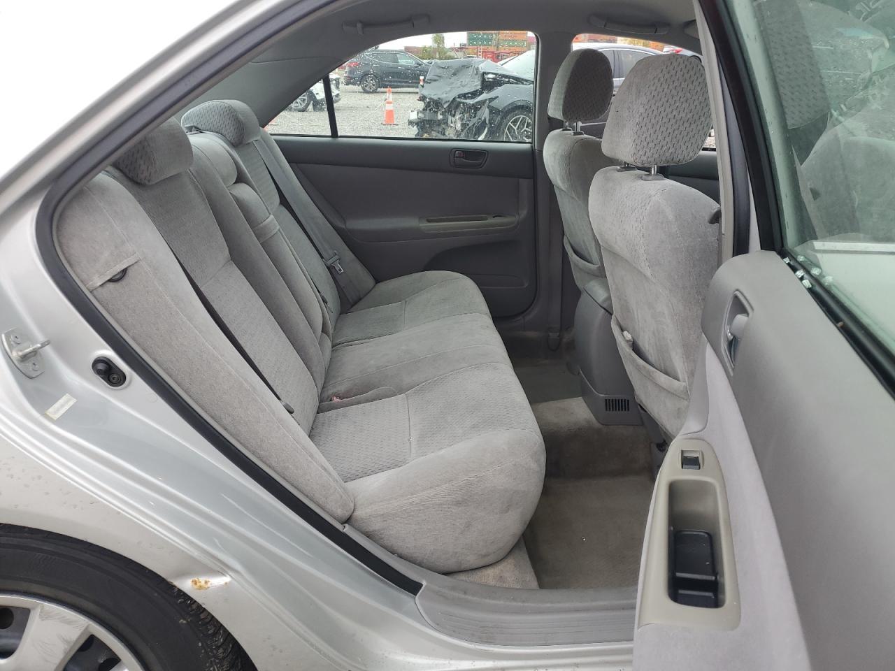 2002 TOYOTA CAMRY