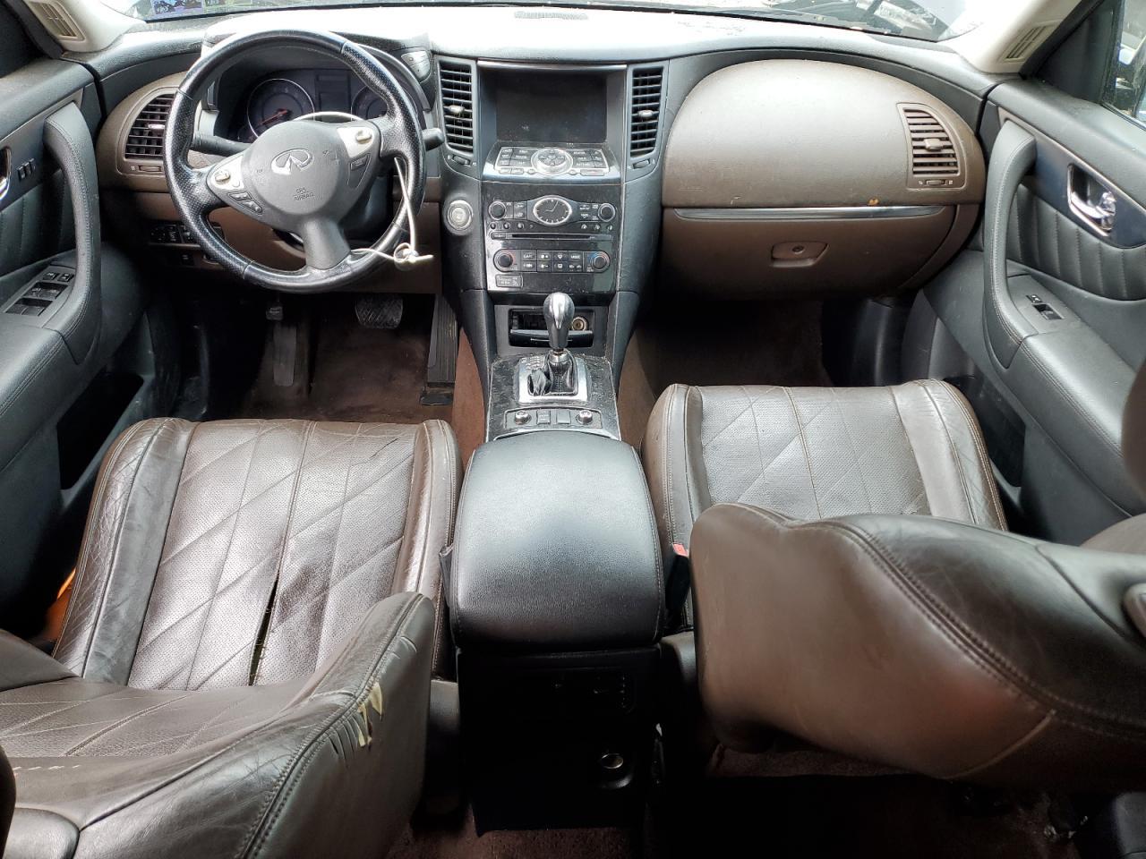 2010 INFINITI FX35
