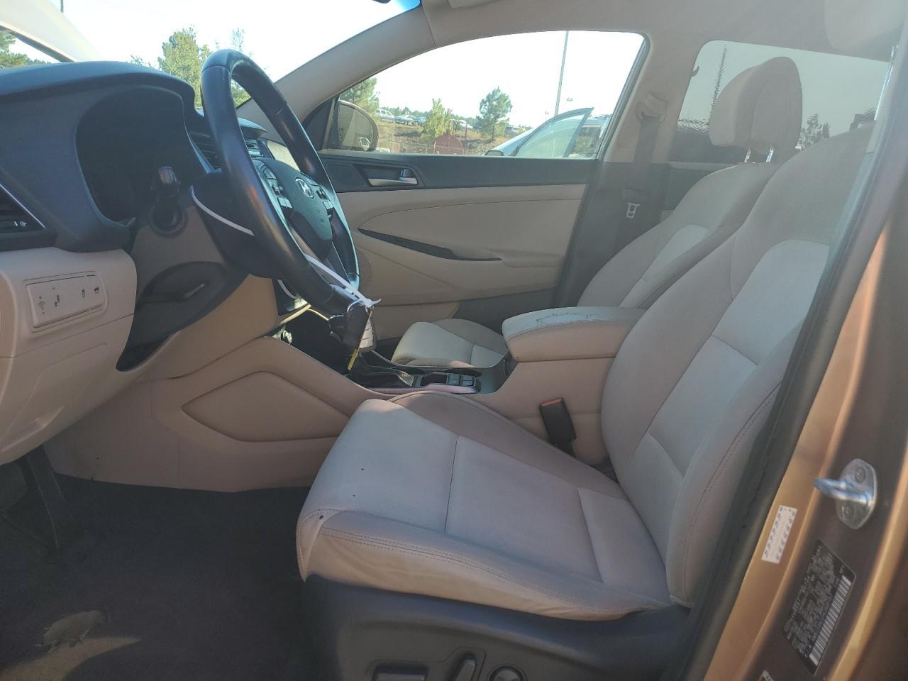 2017 HYUNDAI TUCSON
