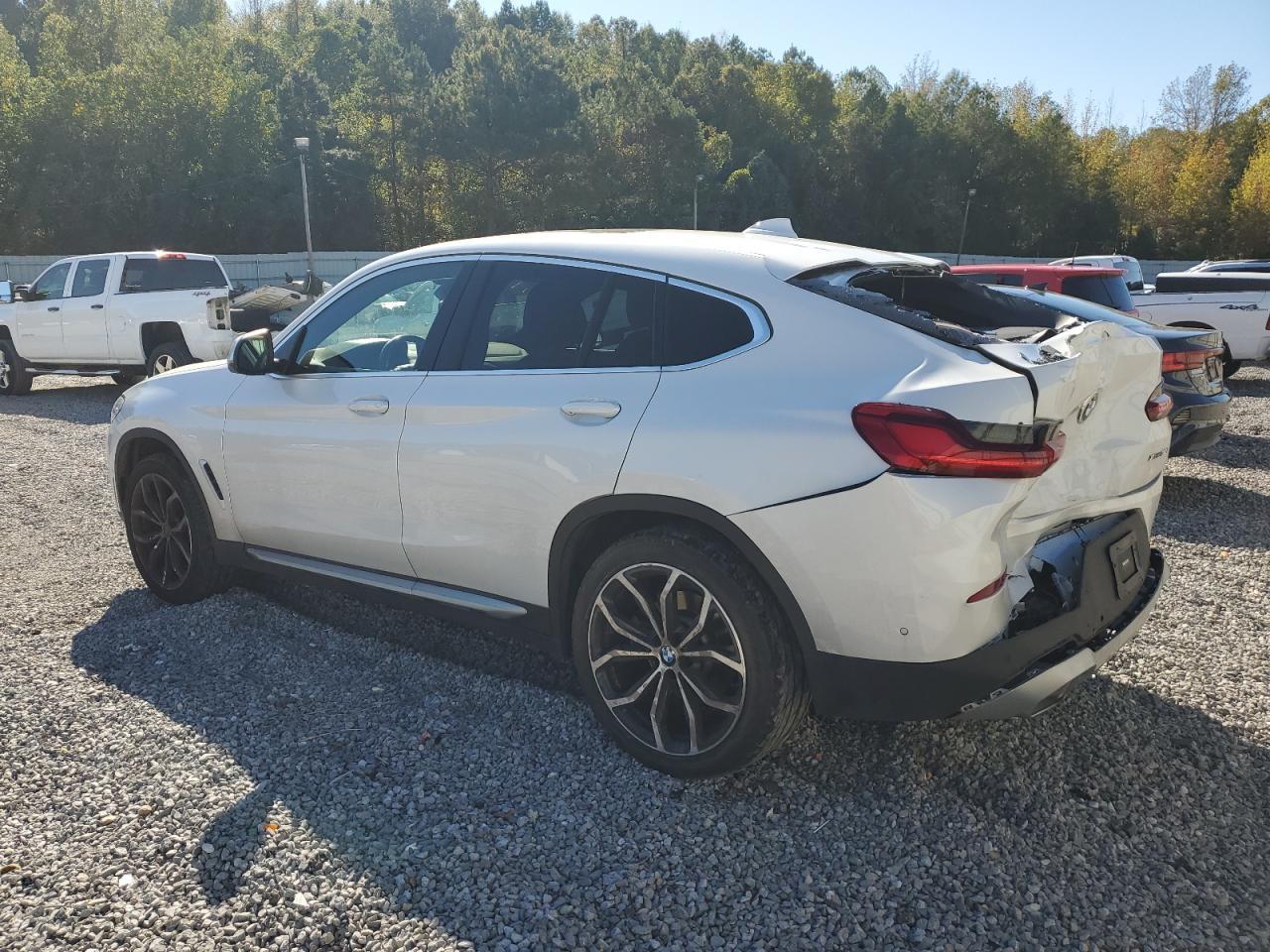 2023 BMW X4