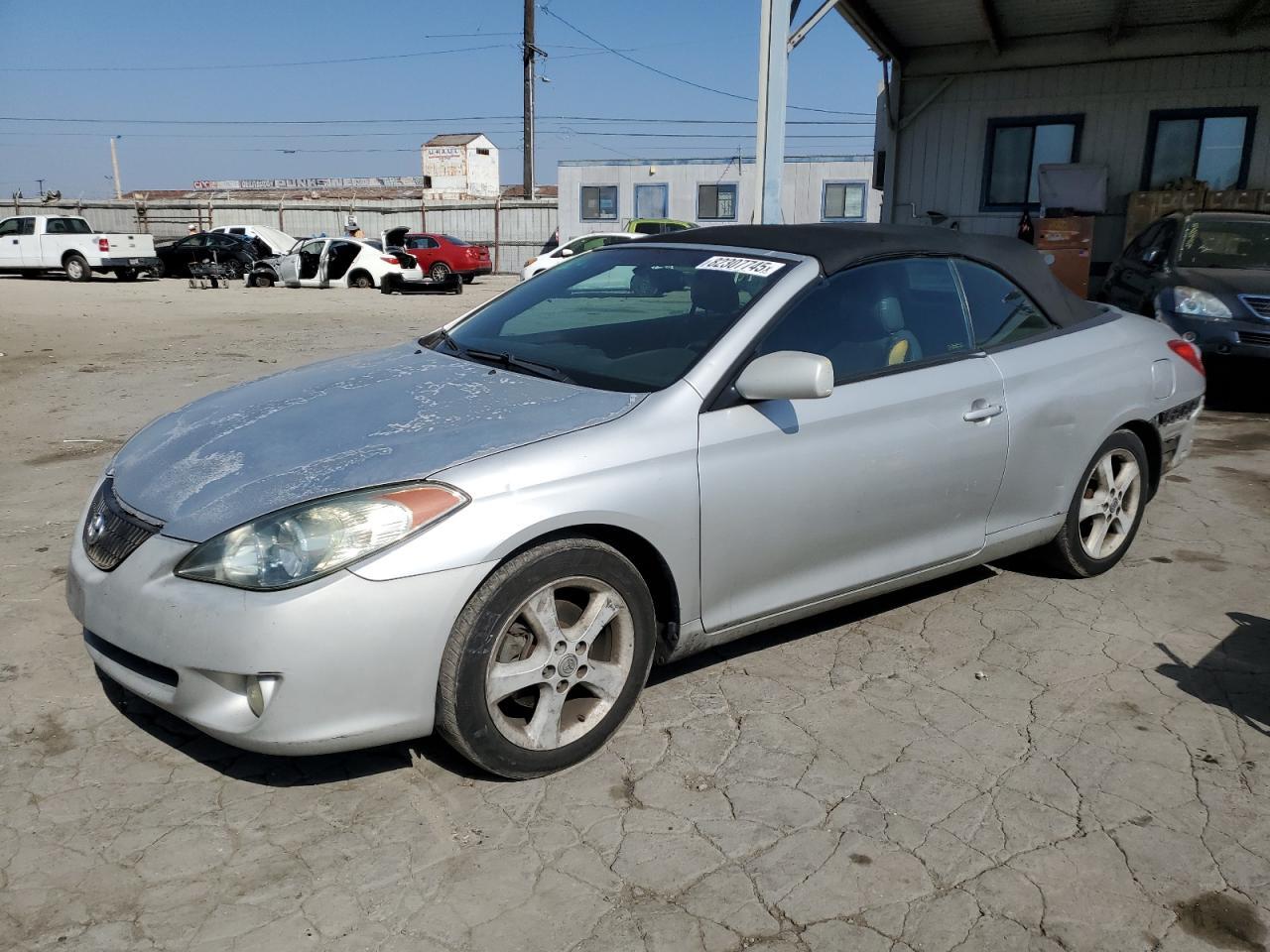 2005 TOYOTA CAMRY