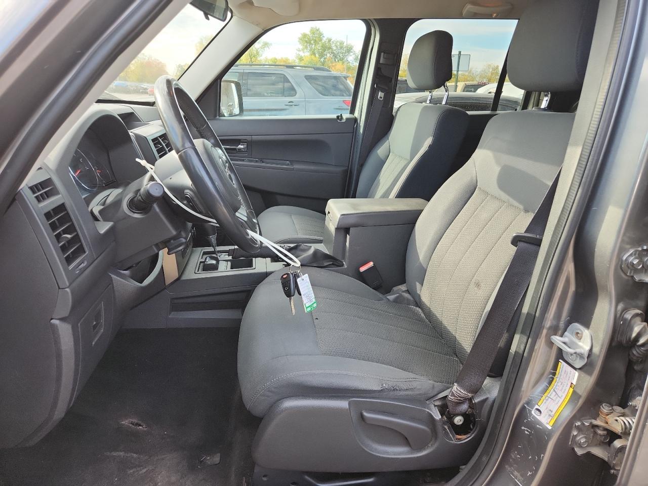 2012 JEEP Liberty