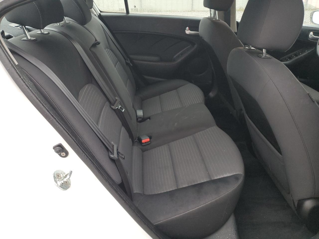 2017 KIA FORTE