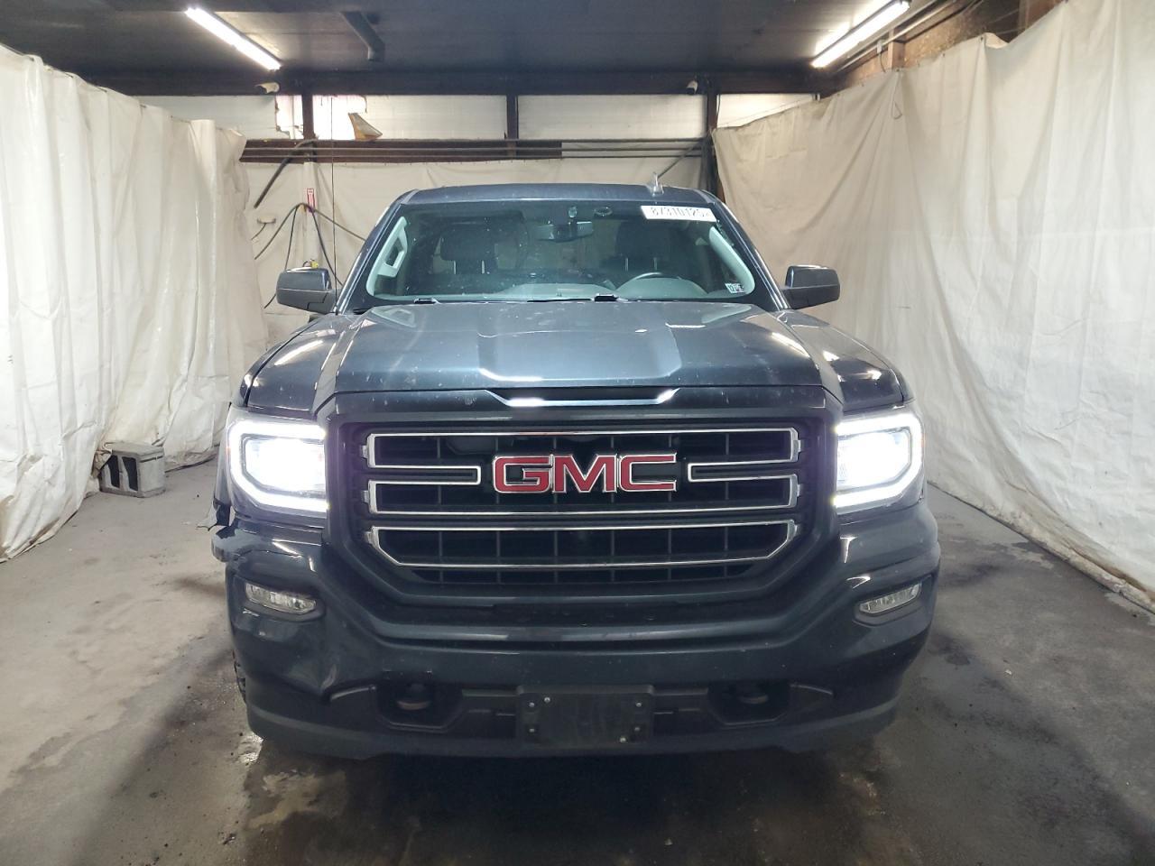 2017 GMC Sierra