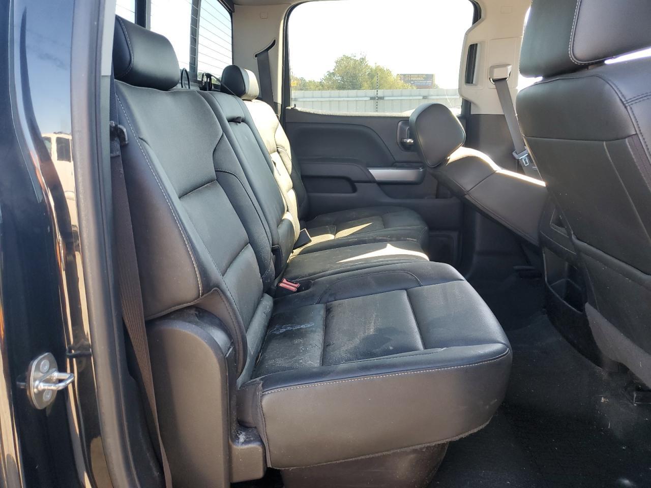 2018 CHEVROLET Silverado