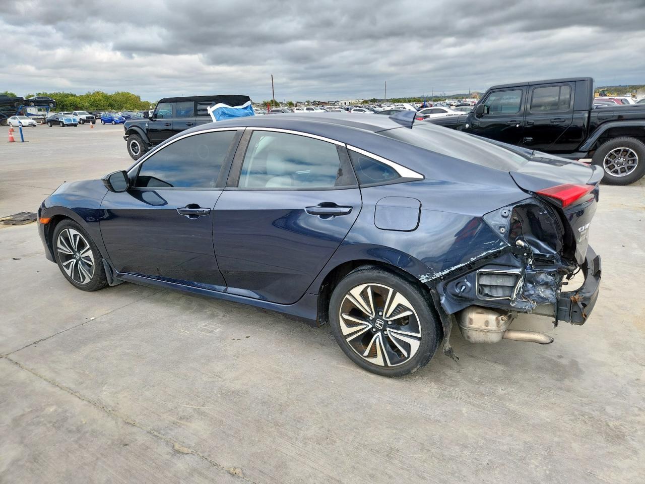2016 HONDA CIVIC