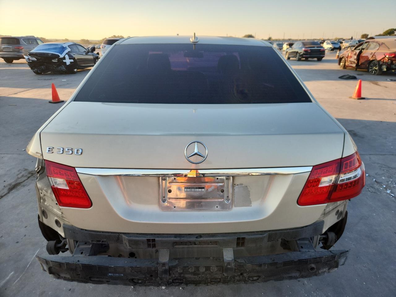 2010 MERCEDES-BENZ E-Class