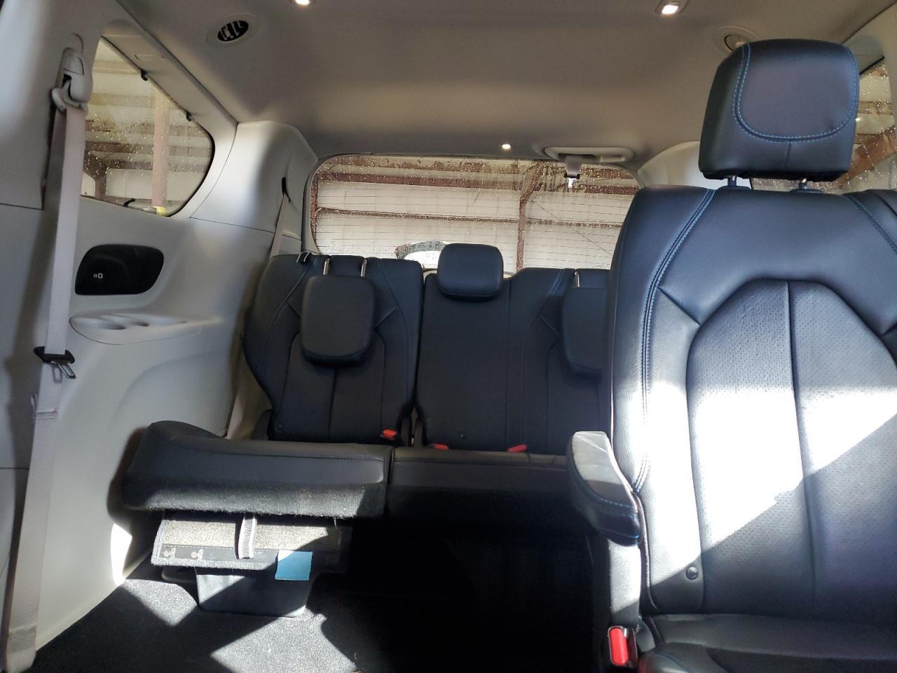 2021 CHRYSLER Pacifica