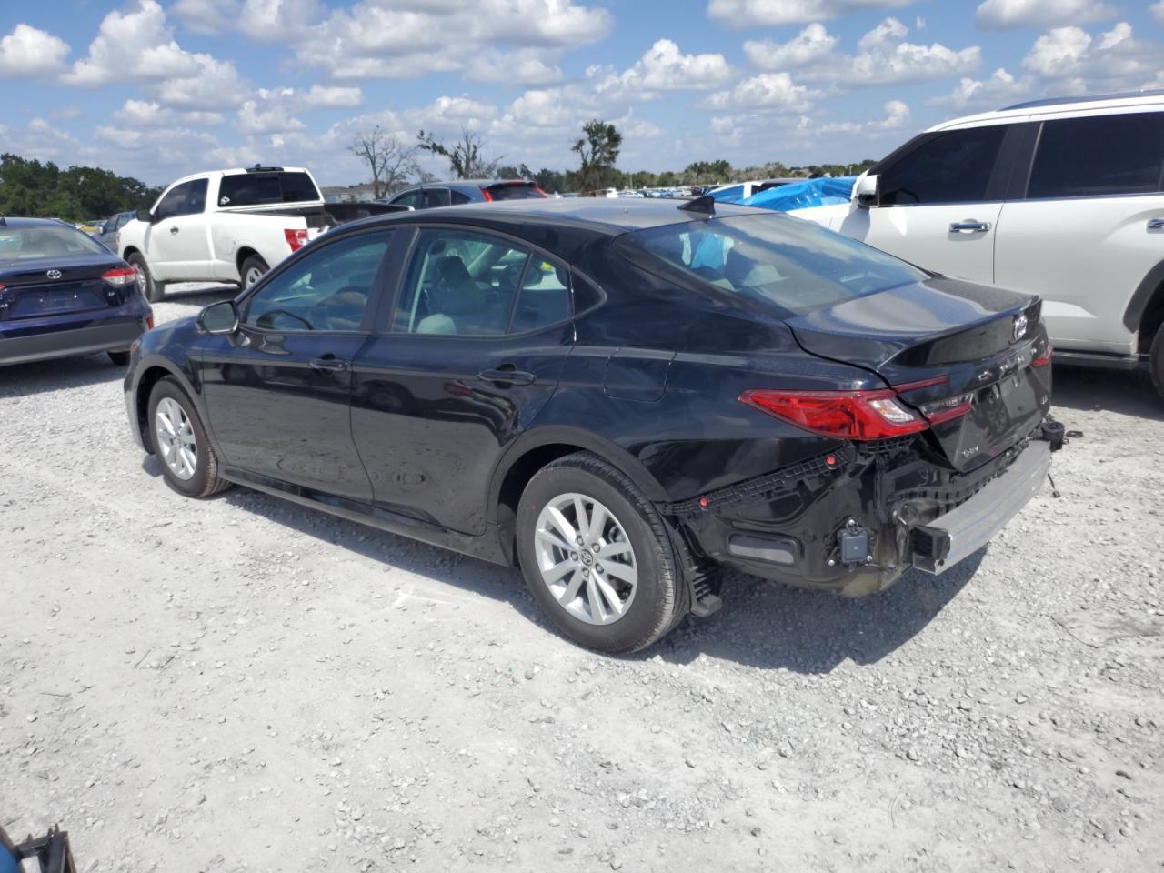 2025 TOYOTA CAMRY