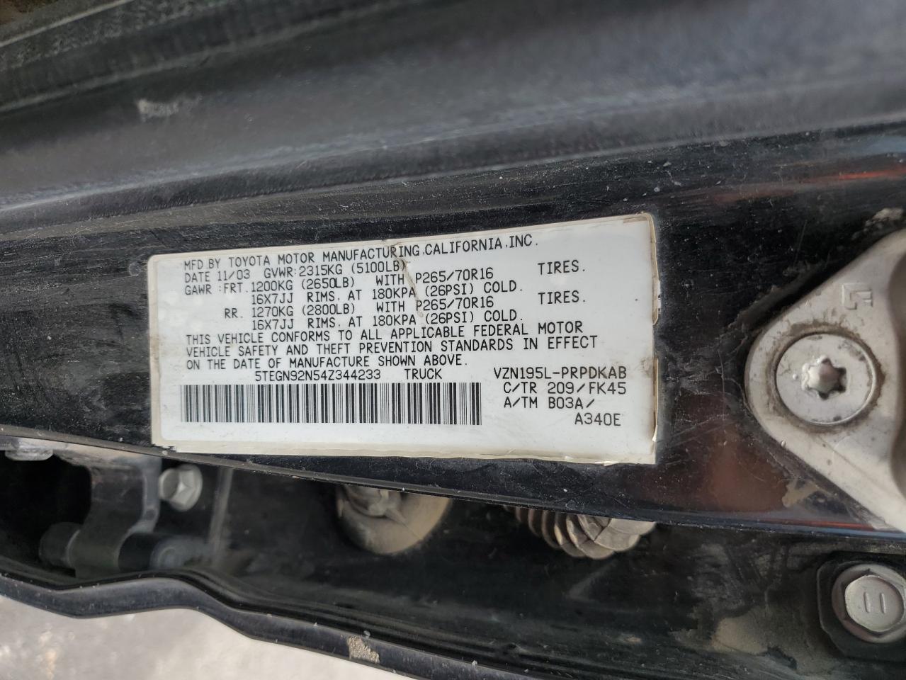 2004 TOYOTA TACOMA