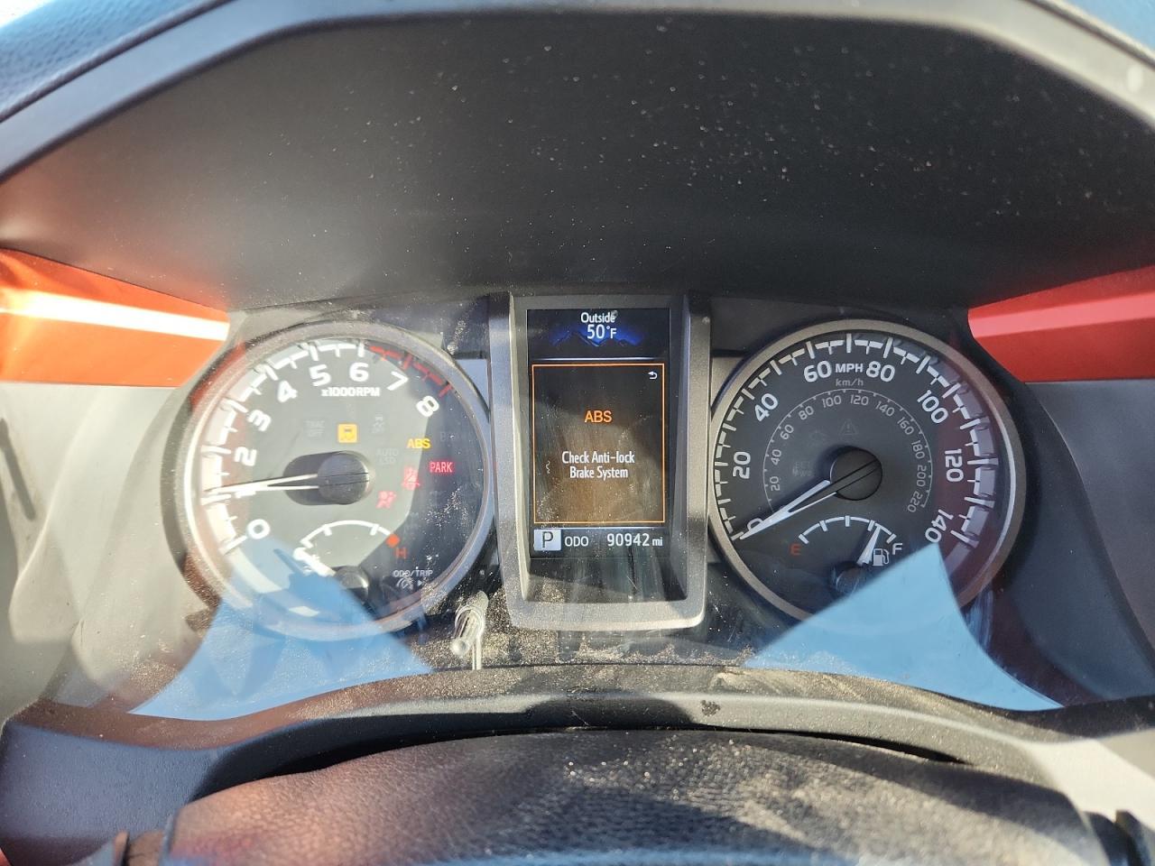 2017 TOYOTA TACOMA