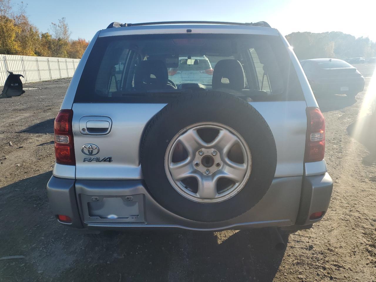 2005 TOYOTA RAV4