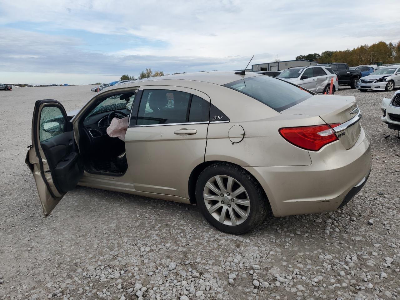 2013 CHRYSLER 200