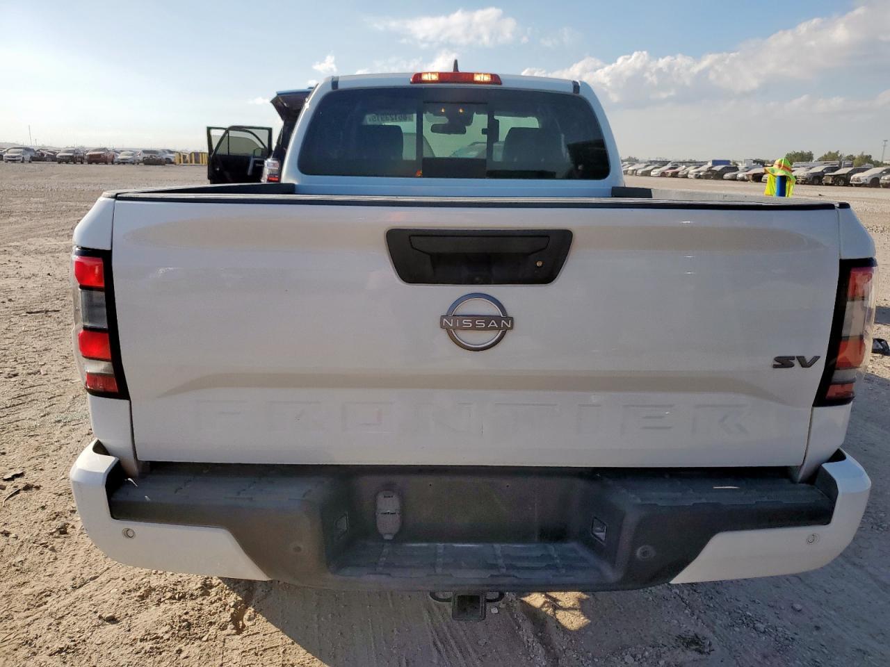 2023 NISSAN Frontier