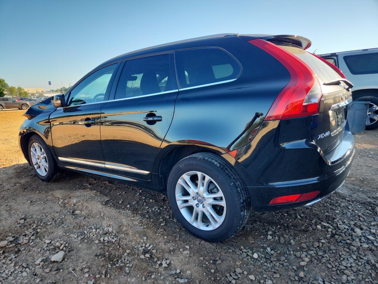 2016 VOLVO XC60