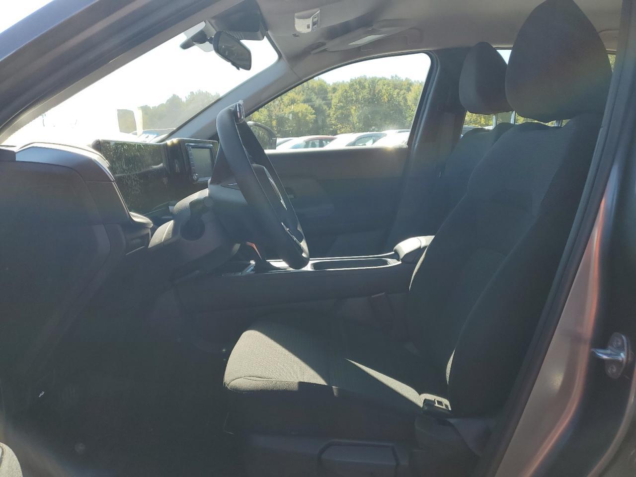 2025 NISSAN KICKS