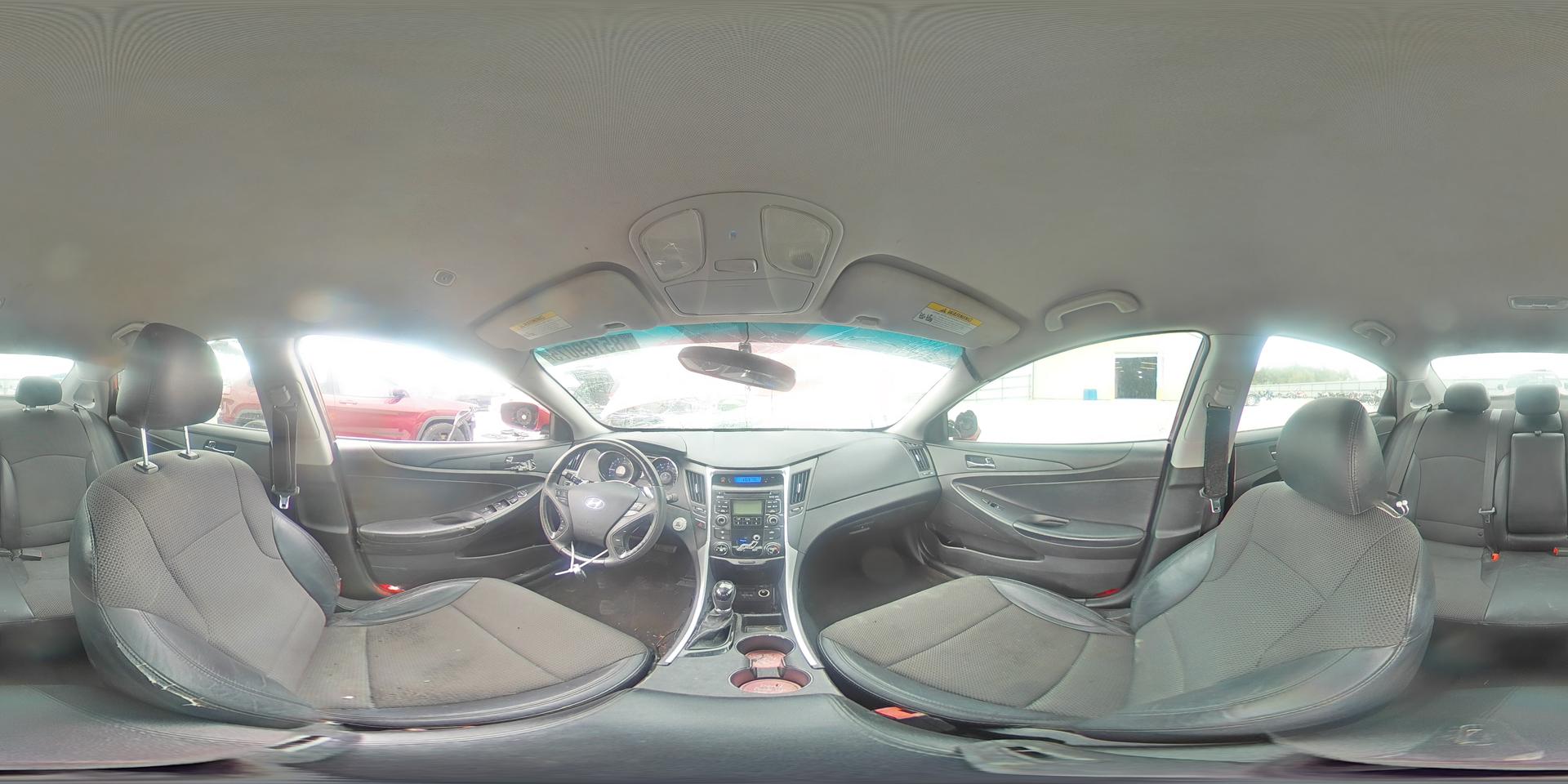 2011 HYUNDAI SONATA