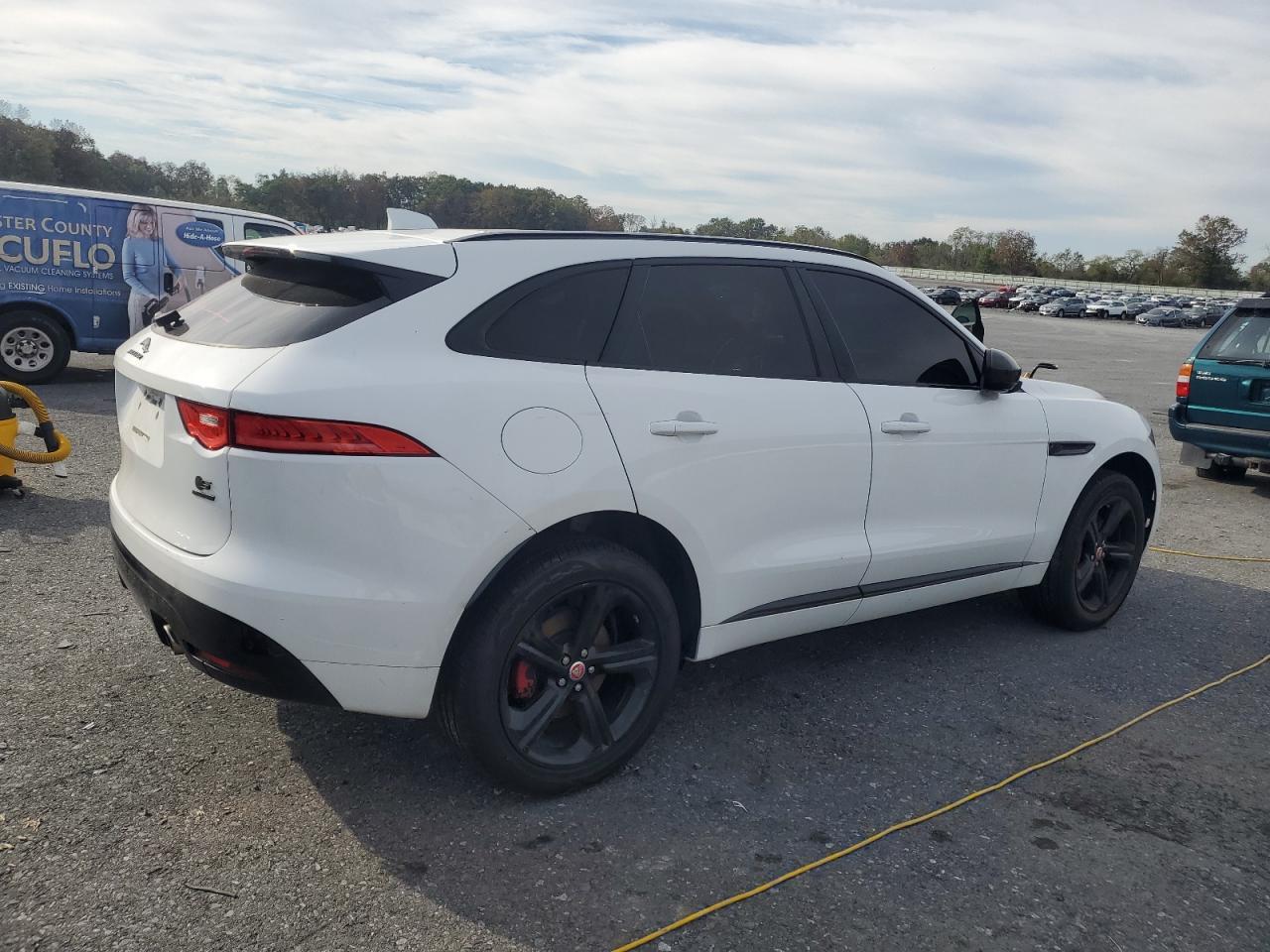 2017 JAGUAR F-Pace