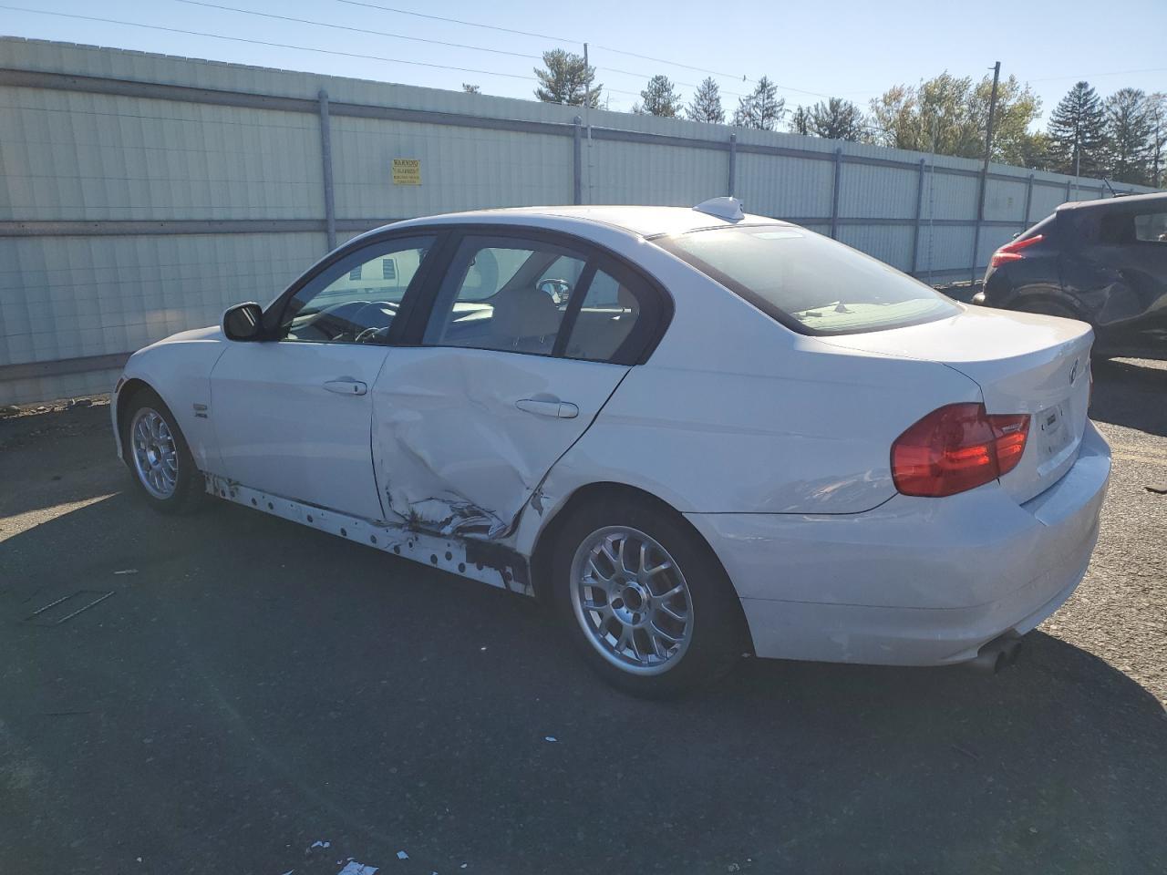 2010 BMW 3 SERIES