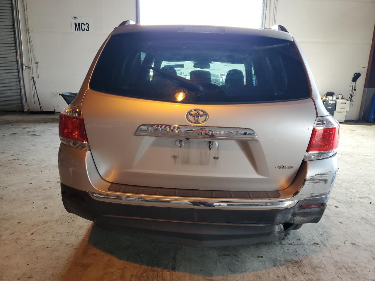 2013 TOYOTA HIGHLANDER