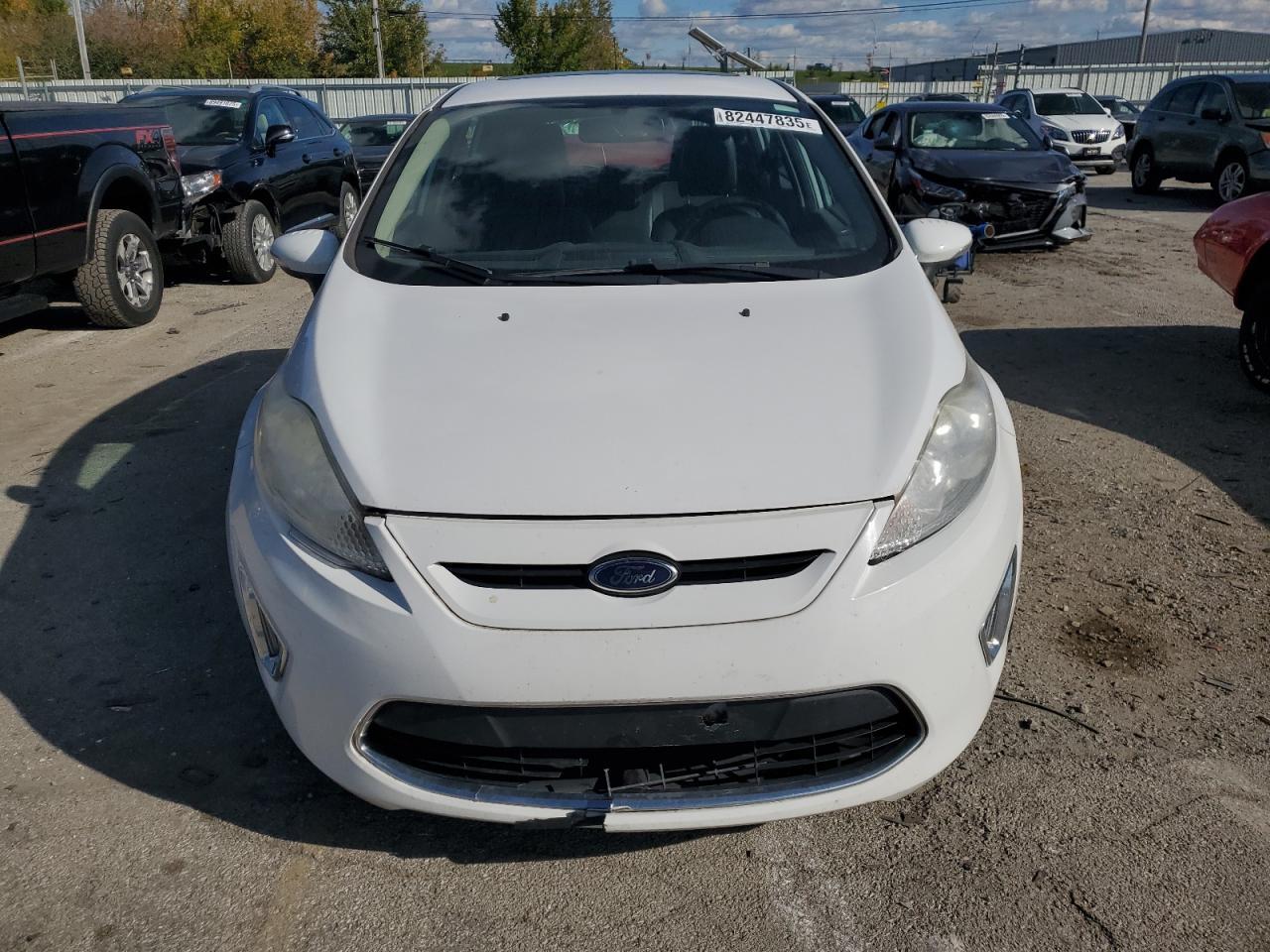 2011 FORD Fiesta