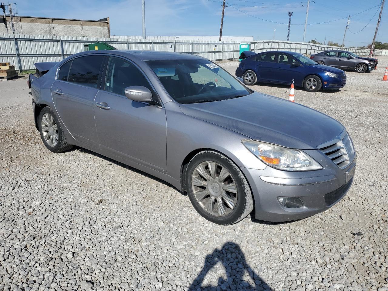 2009 HYUNDAI GENESIS