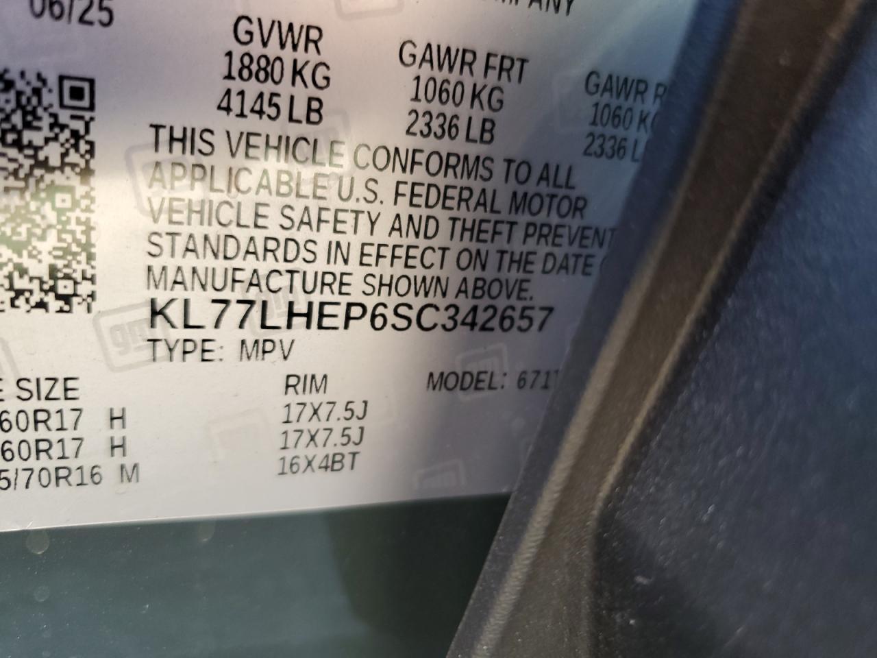2025 CHEVROLET TRAX