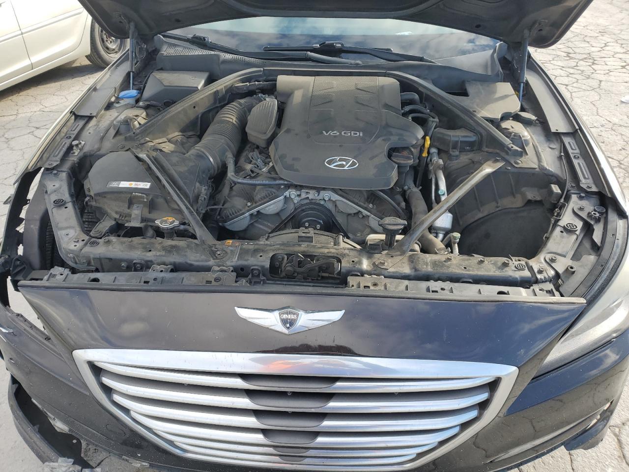 2016 HYUNDAI GENESIS