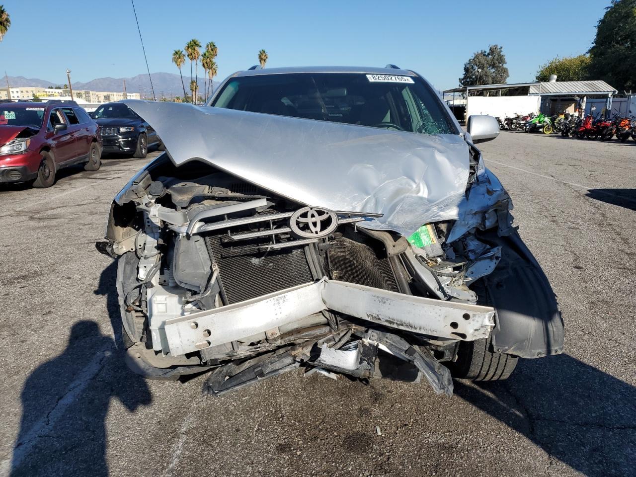 2010 TOYOTA HIGHLANDER