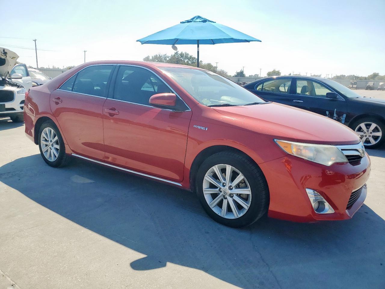 2014 TOYOTA CAMRY