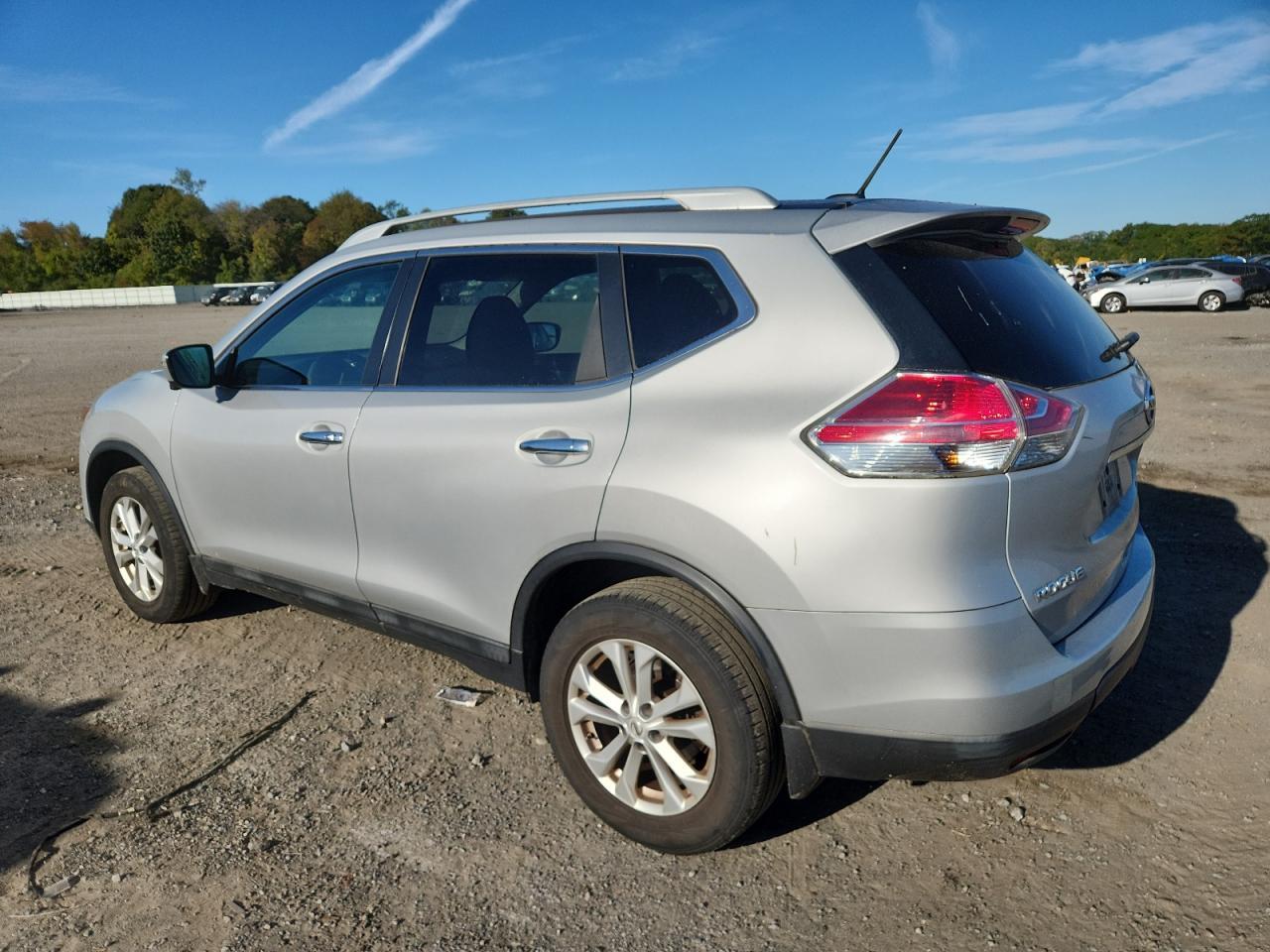 2015 NISSAN ROGUE