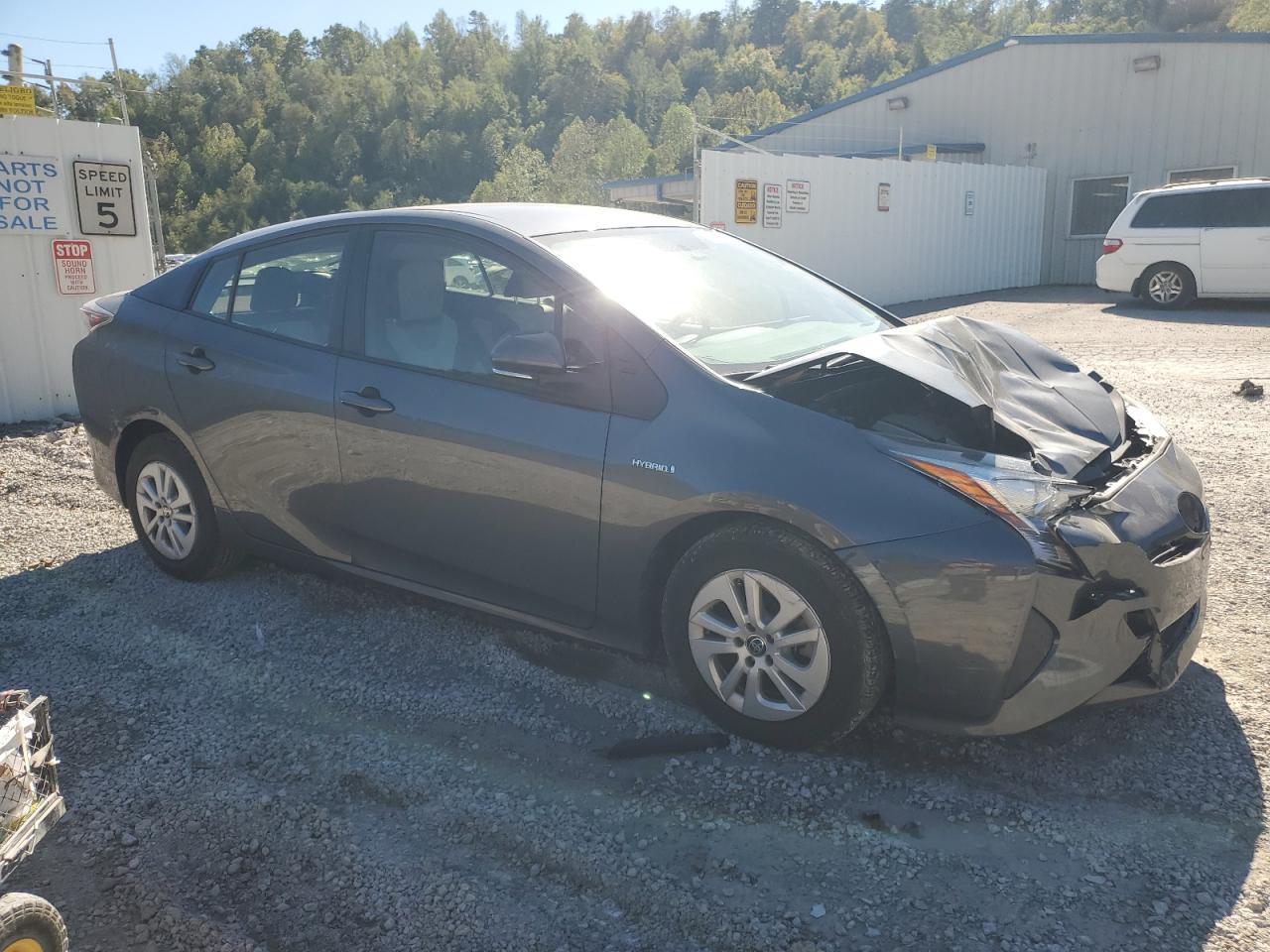 2016 TOYOTA PRIUS