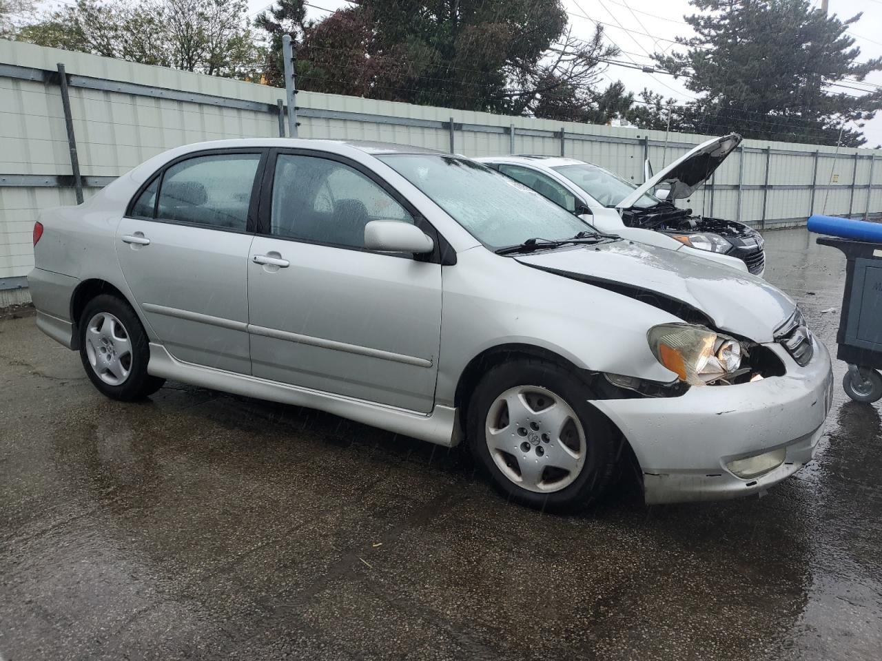 2004 TOYOTA COROLLA