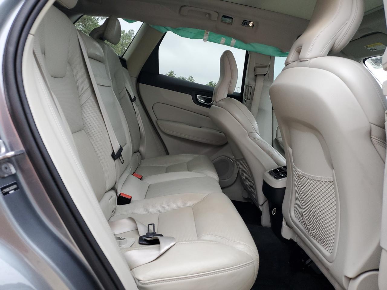 2019 VOLVO XC60