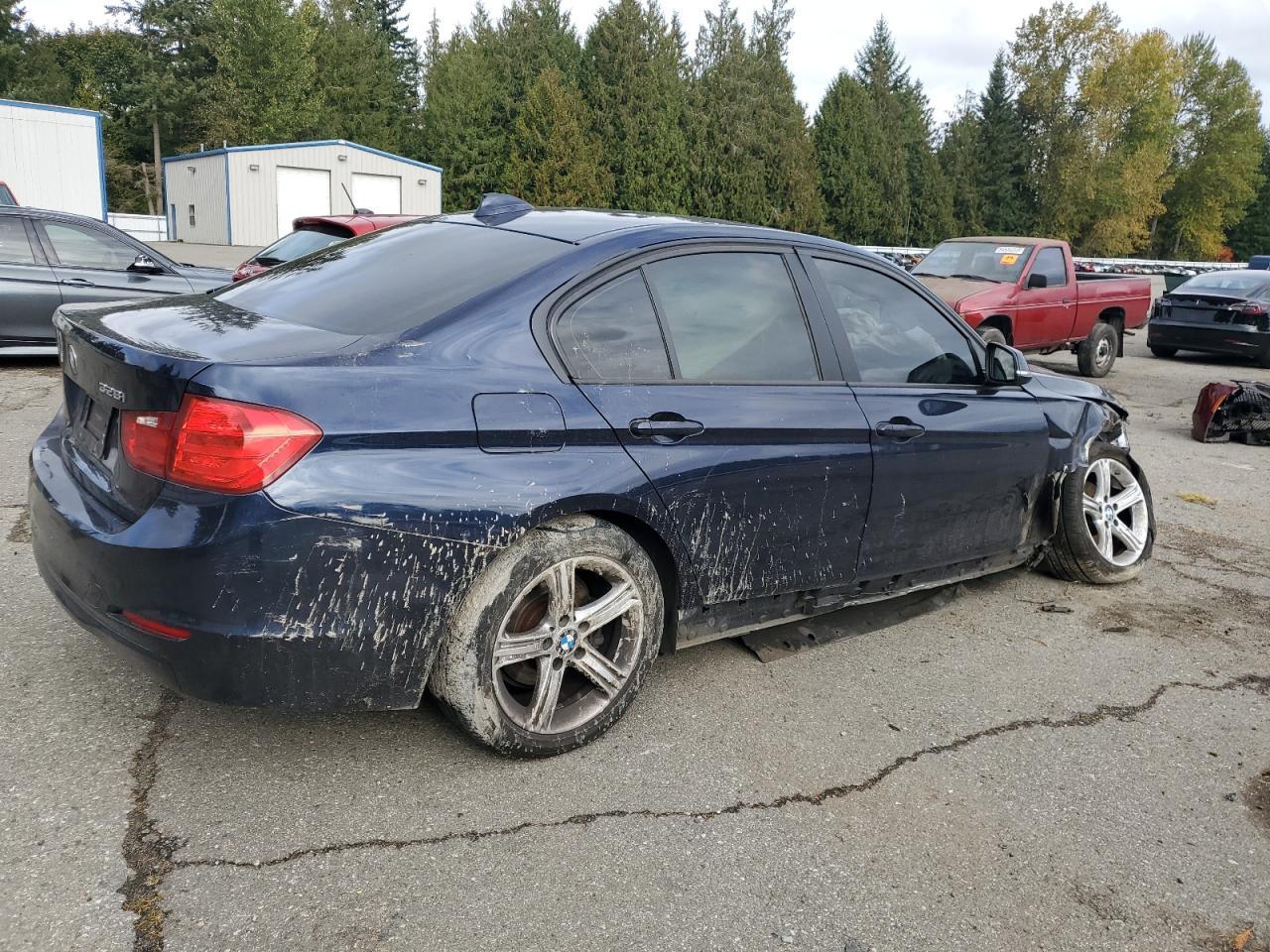 2013 BMW 3 SERIES