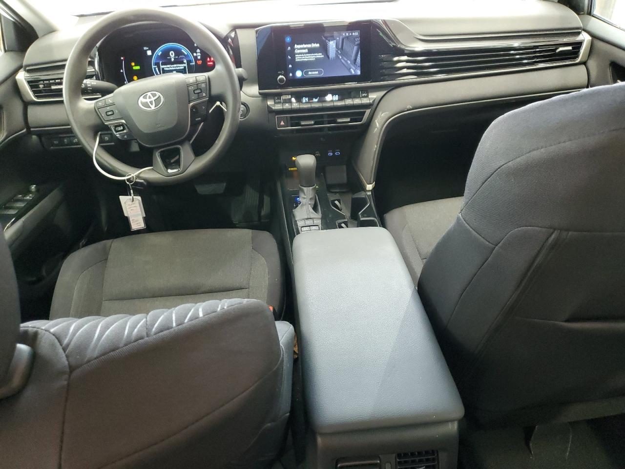 2025 TOYOTA CAMRY