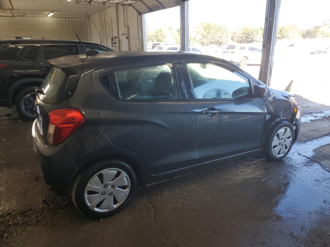 2017 CHEVROLET Spark