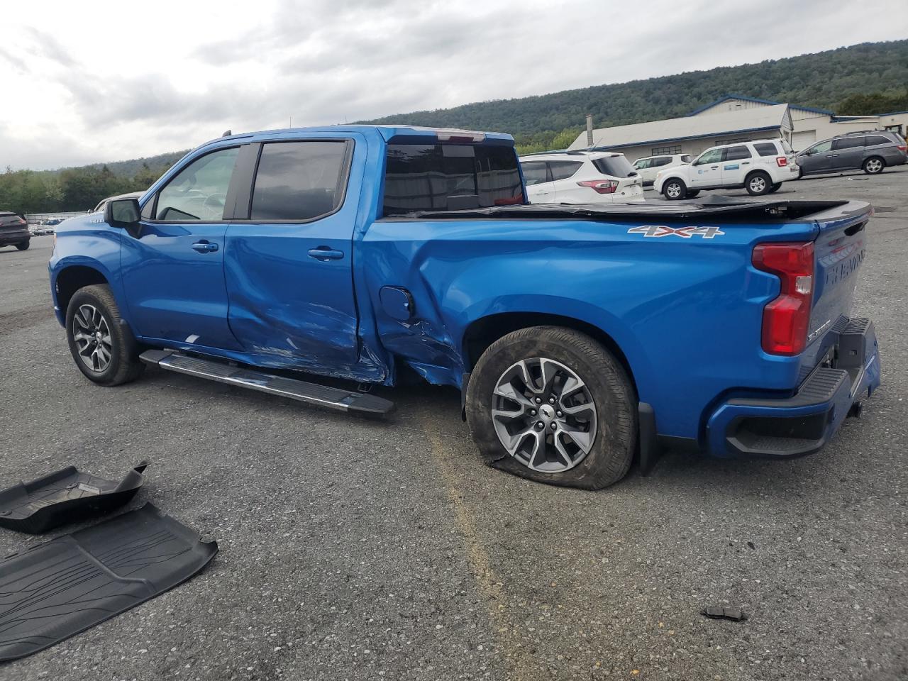 2023 CHEVROLET Silverado