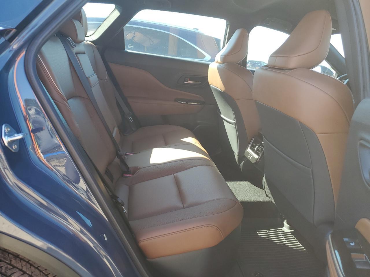 2025 TOYOTA Crown
