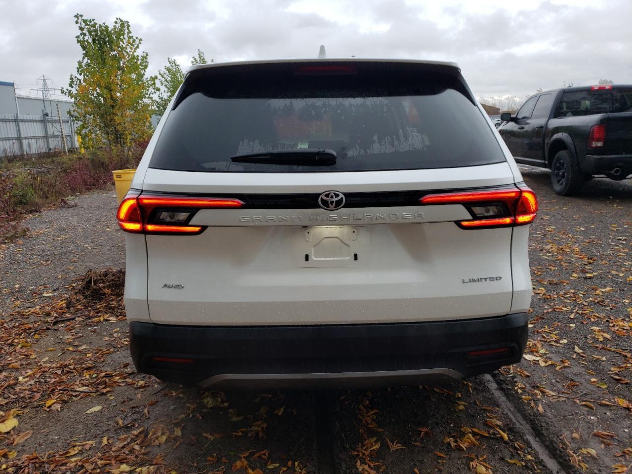 2024 TOYOTA HIGHLANDER