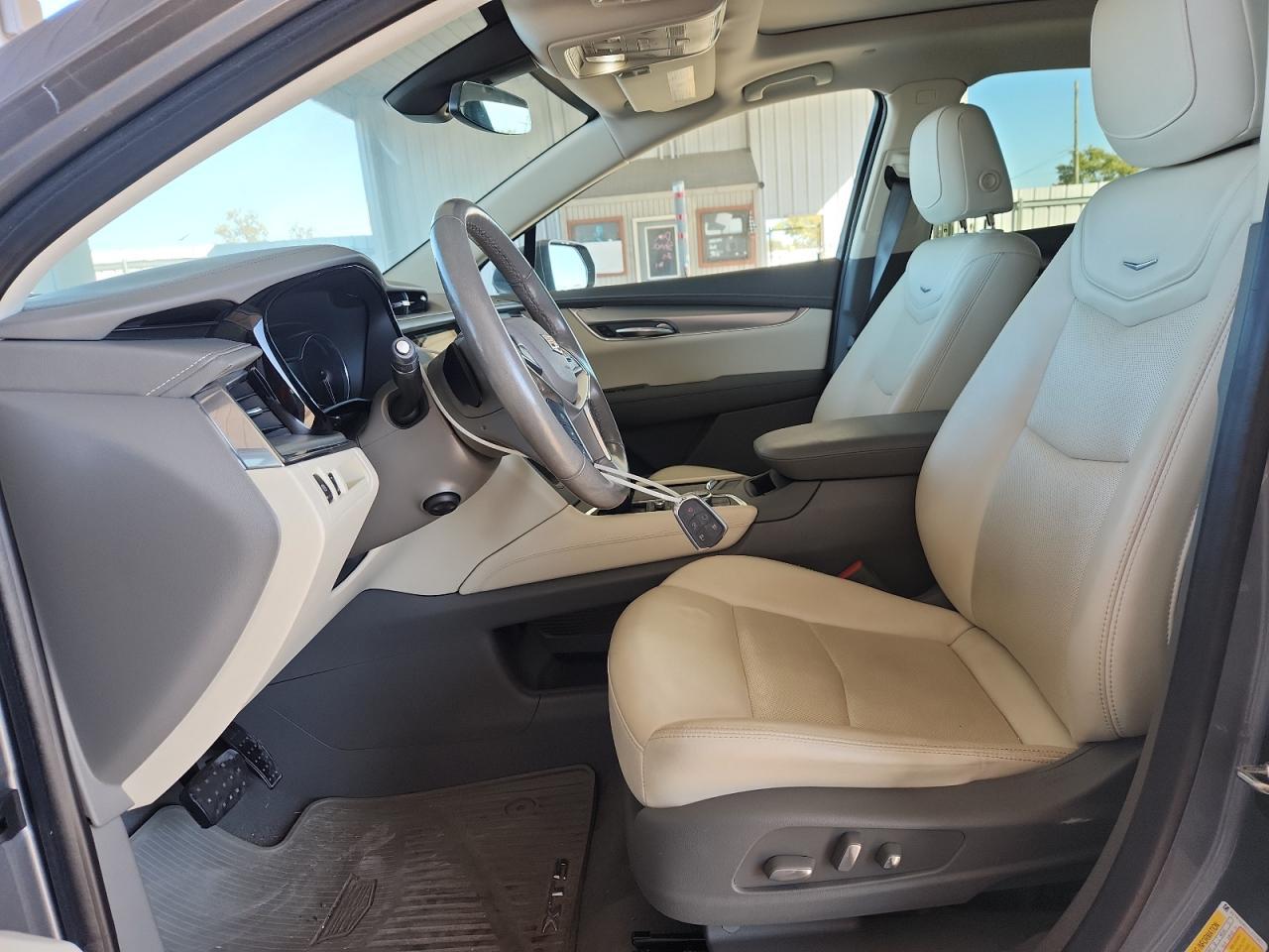2020 CADILLAC XT5