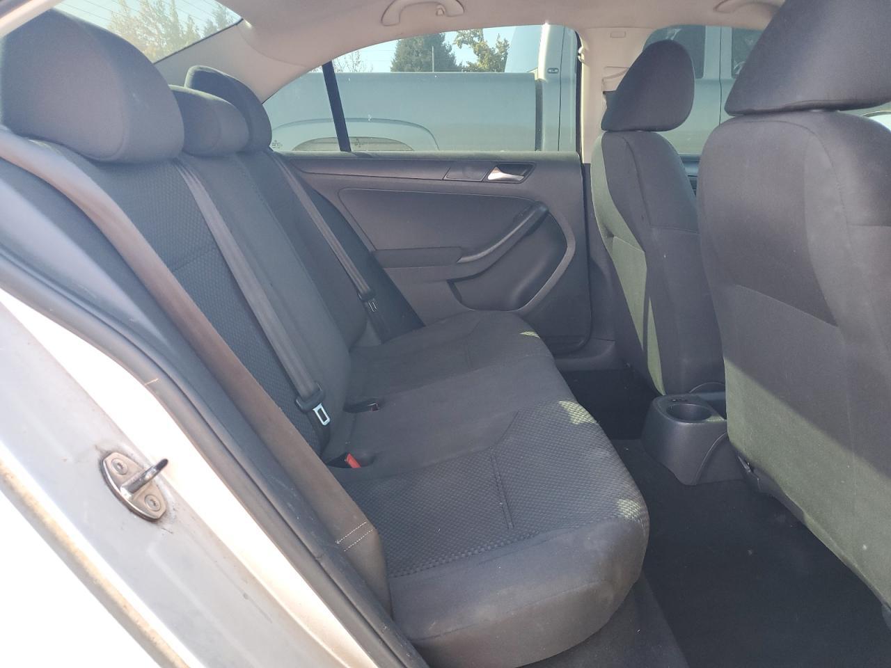 2012 VOLKSWAGEN JETTA