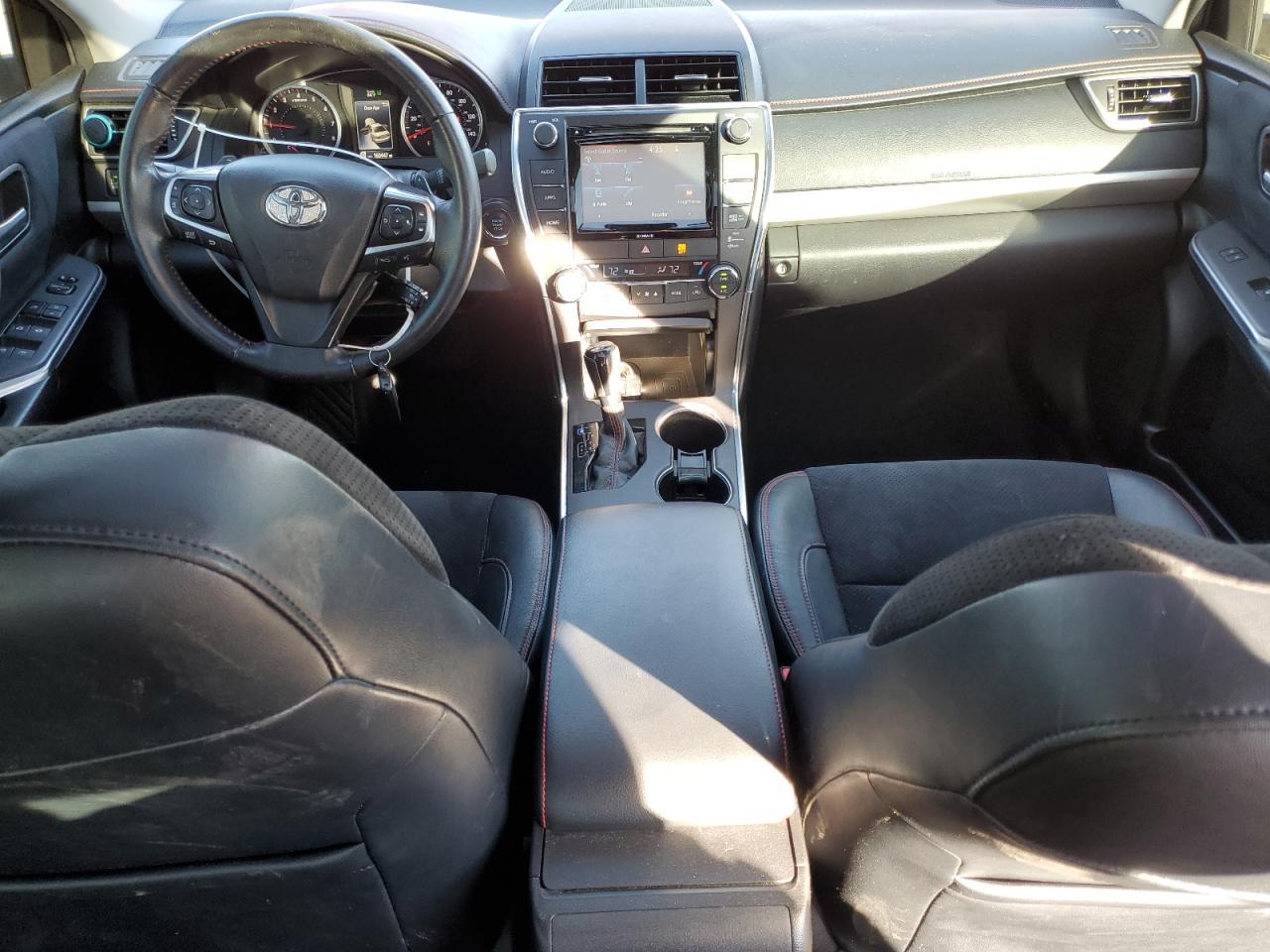 2016 TOYOTA CAMRY