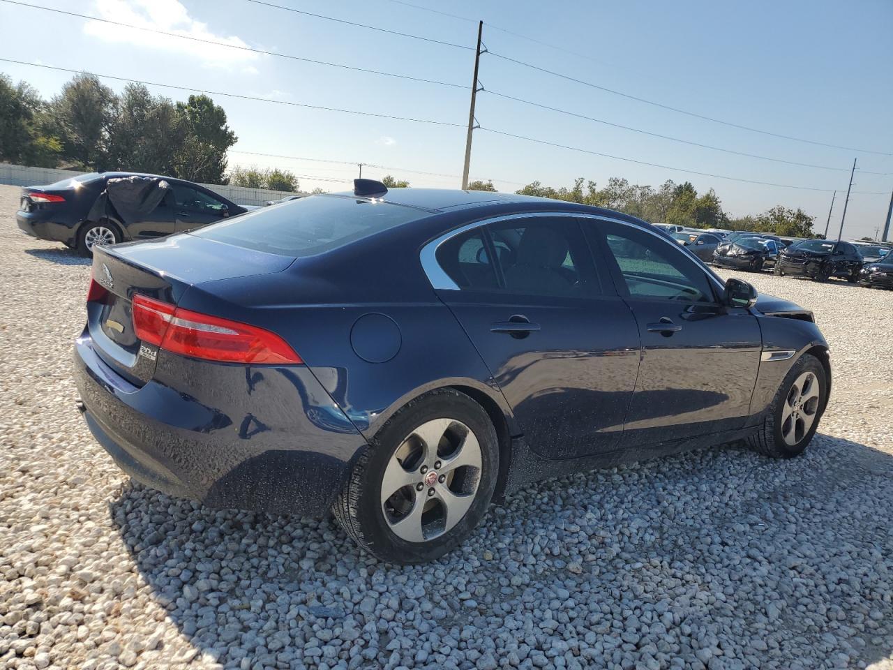 2017 JAGUAR XE