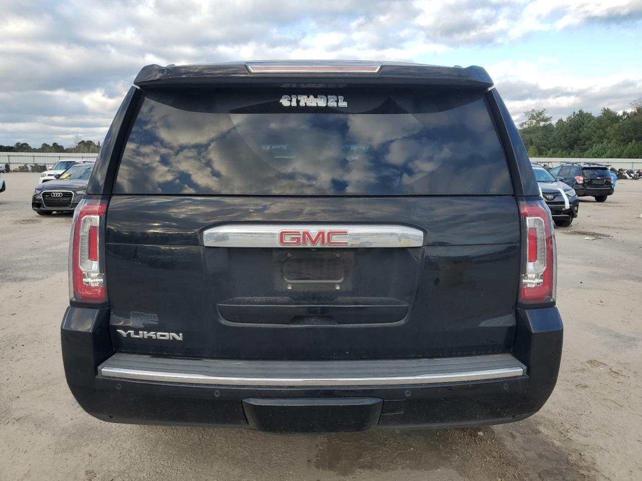 2015 GMC Yukon